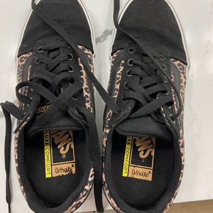 Leopard Vans 81/2